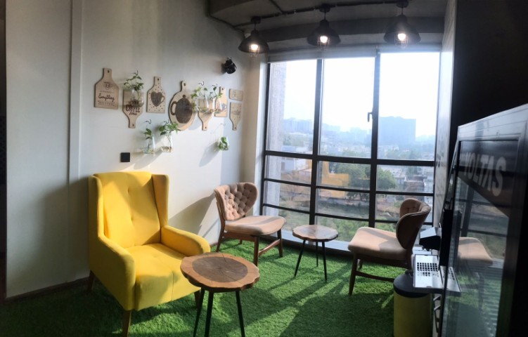 Office 3826 Sq. Ft. Commercial Office for Rent in Sindhu Bhavan Road Ahmedabad - Media 4