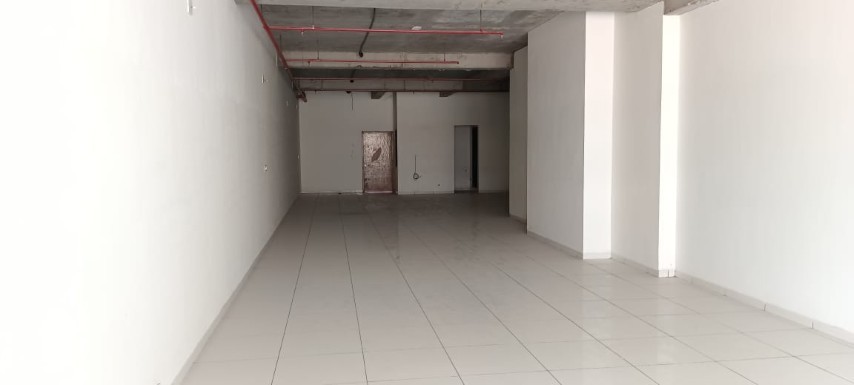 Shop 2055 Sq. Ft. Commercial Showroom for Rent in Sindhu Bhavan Road Ahmedabad - Media 5