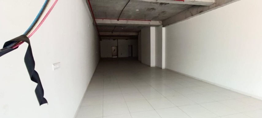 Shop 2055 Sq. Ft. Commercial Showroom for Rent in Sindhu Bhavan Road Ahmedabad - Media 10