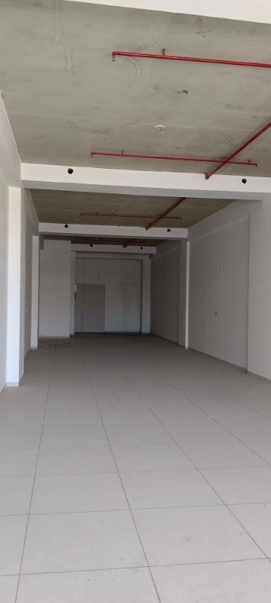 Showroom 3100 Sq. Ft. Showroom First Floor for Rent in Sg Highway Ahmedabad - Media 5
