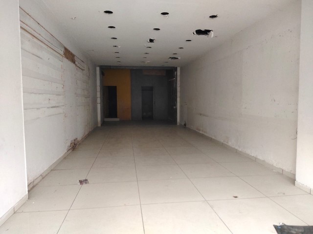 Showroom 1251 Sq. Ft. Showroom Ground Floor for Rent in Zydus Road Ahmedabad - Media 6