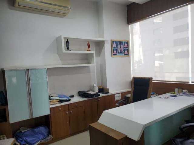 Office 1600 Sq. Ft. Commercial Office for Rent in Sola Ahmedabad - Media 2