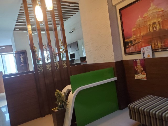 Office 1600 Sq. Ft. Commercial Office for Rent in Sola Ahmedabad - Media 11