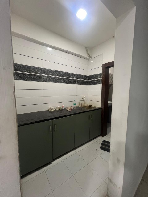 Office 1250 Sq. Ft. Commercial Office for Rent in Prahladnagar Ahmedabad - Media 16