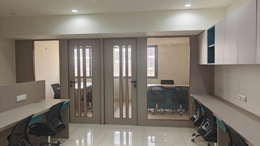 Office 1261 Sq. Ft. Commercial Office for Rent in Science City Ahmedabad - Media 10