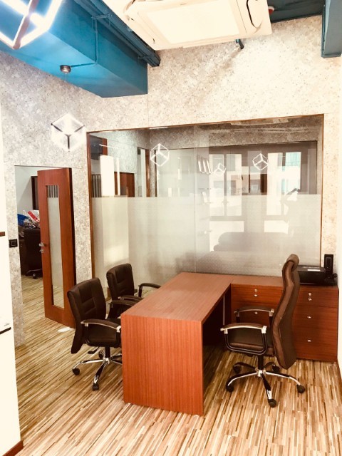 Office 1670 Sq. Ft. Commercial Office for Rent in Sg Highway Ahmedabad - Media 1