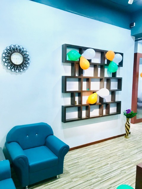 Office 1670 Sq. Ft. Commercial Office for Rent in Sg Highway Ahmedabad - Media 3