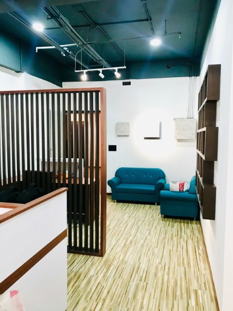 Office 1670 Sq. Ft. Commercial Office for Rent in Sg Highway Ahmedabad - Media 7