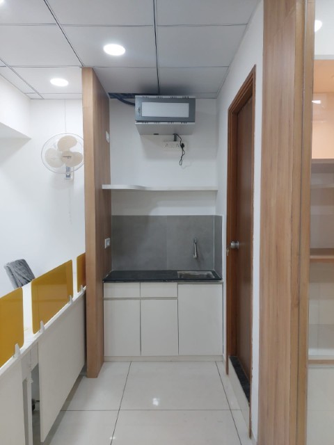 Office 1148 Sq. Ft. Commercial Office for Rent in Science City Ahmedabad - Media 6