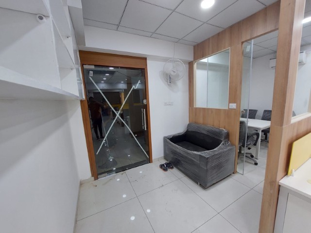 Office 1148 Sq. Ft. Commercial Office for Rent in Science City Ahmedabad - Media 8