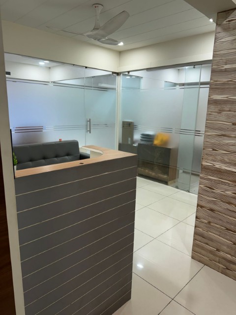 Office 910 Sq. Ft. Commercial Office for Rent in Science City Ahmedabad - Media 3