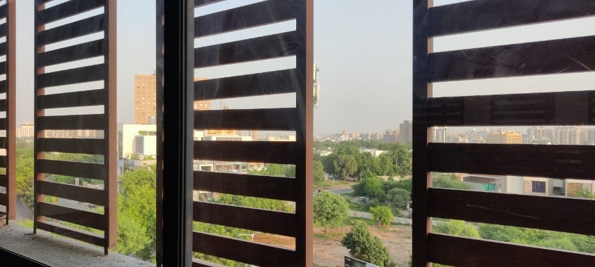 Office 950 Sq. Ft. Commercial Office for Rent in Zydus Road Ahmedabad - Media 17