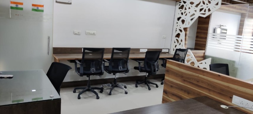 Office 950 Sq. Ft. Commercial Office for Rent in Zydus Road Ahmedabad