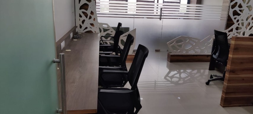 Office 950 Sq. Ft. Commercial Office for Rent in Zydus Road Ahmedabad - Media 8