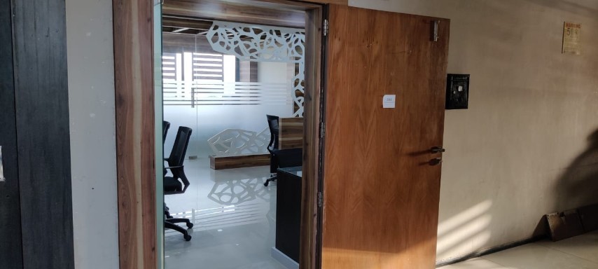 Office 950 Sq. Ft. Commercial Office for Rent in Zydus Road Ahmedabad - Media 5