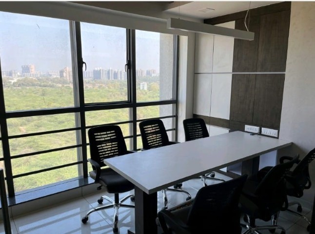 Office 1175 Sq. Ft. Commercial Office for Rent in Jagatpur Ahmedabad - Media 9