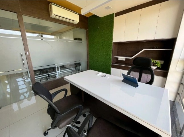Office 1175 Sq. Ft. Commercial Office for Rent in Jagatpur Ahmedabad - Media 10