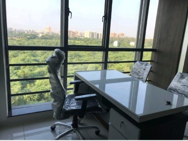 Office 1175 Sq. Ft. Commercial Office for Rent in Jagatpur Ahmedabad - Media 11
