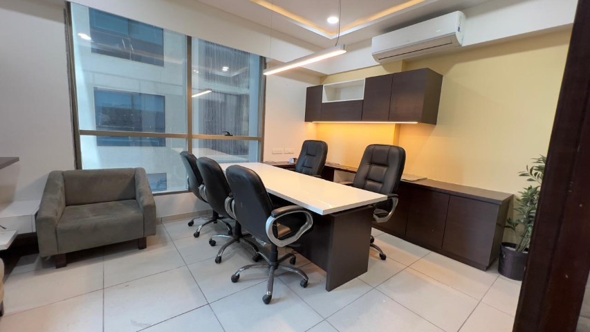 Office 700 Sq. Ft. Commercial Office for Rent in Science City Ahmedabad