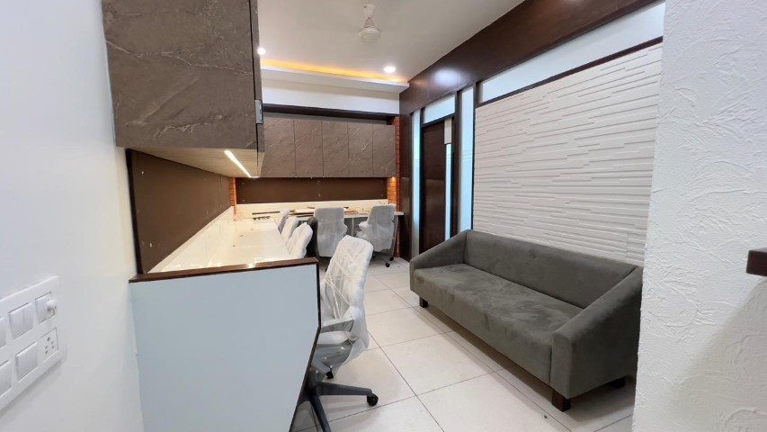 Office 700 Sq. Ft. Commercial Office for Rent in Science City Ahmedabad - Media 4