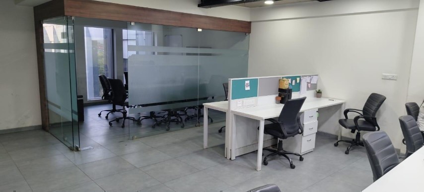 Office 15500 Sq. Ft. Commercial Office for Rent in Rajpath Rangoli Road Ahmedabad - Media 4