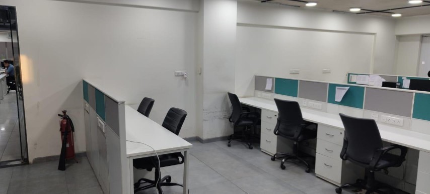 Office 15500 Sq. Ft. Commercial Office for Rent in Rajpath Rangoli Road Ahmedabad - Media 6