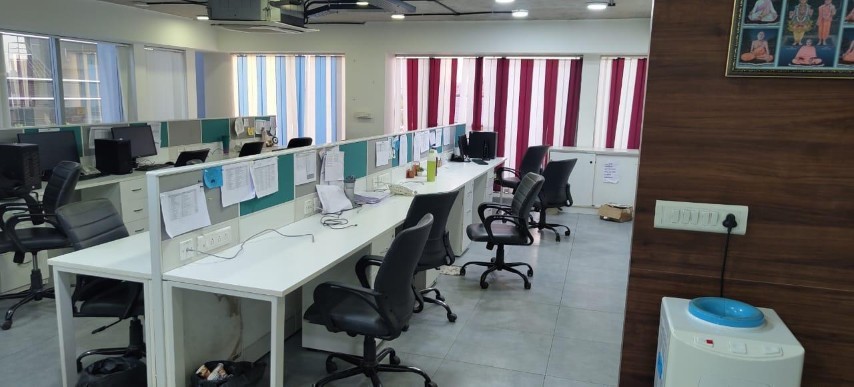 Office 15500 Sq. Ft. Commercial Office for Rent in Rajpath Rangoli Road Ahmedabad - Media 7
