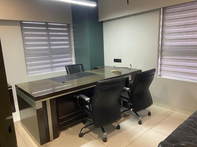 Office 1070 Sq. Ft. Commercial Office for Rent in Rajpath Rangoli Road Ahmedabad - Media 3