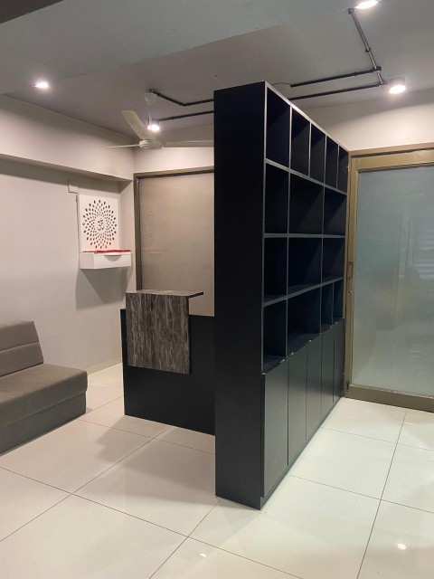 Office 1070 Sq. Ft. Commercial Office for Rent in Rajpath Rangoli Road Ahmedabad - Media 7