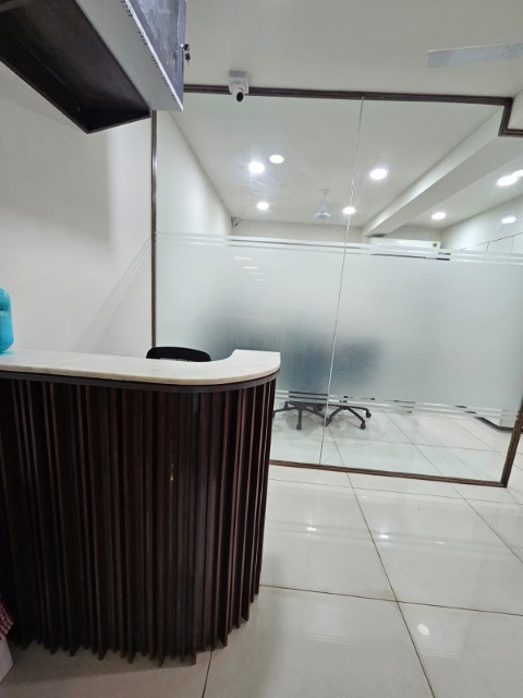 Office 1186 Sq. Ft. Commercial Office for Rent in Sg Highway Ahmedabad - Media 7