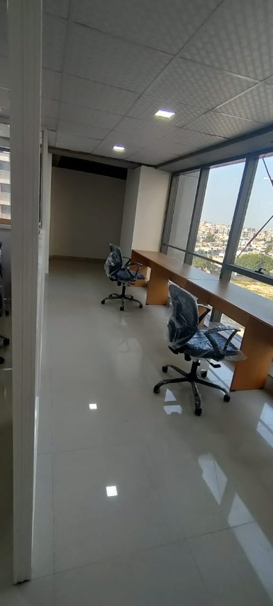 Office 1800 Sq. Ft. Commercial Office for Rent in Sola Ahmedabad - Media 4