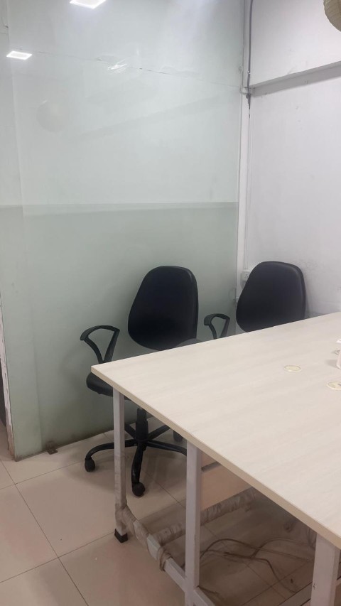 Office 1050 Sq. Ft. Commercial Office for Rent in Satellite Ahmedabad - Media 11