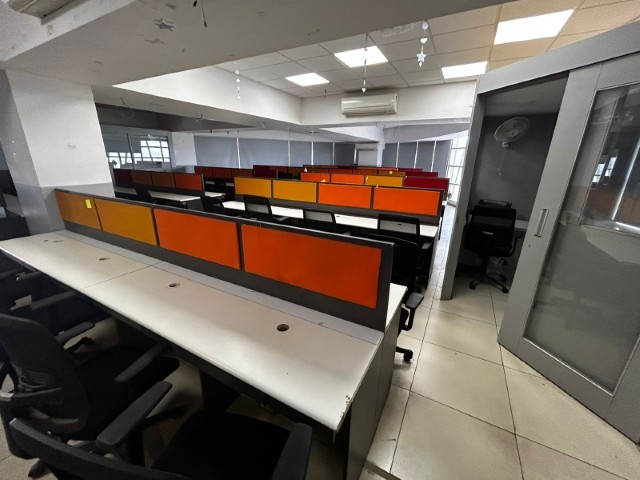 Office 1524 Sq. Ft. Commercial Office for Rent in Sg Highway Ahmedabad - Media 11