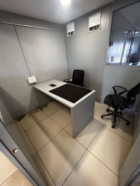 Office 1524 Sq. Ft. Commercial Office for Rent in Sg Highway Ahmedabad - Media 12