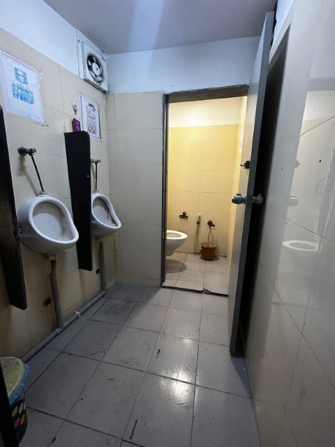 Office 1524 Sq. Ft. Commercial Office for Rent in Sg Highway Ahmedabad - Media 6