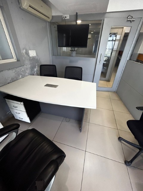 Office 1524 Sq. Ft. Commercial Office for Rent in Sg Highway Ahmedabad - Media 5