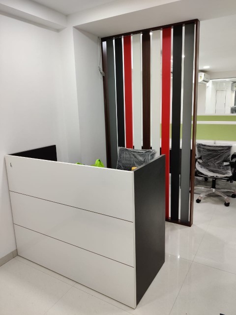 Office 1016 Sq. Ft. Commercial Office for Rent in Thaltej Ahmedabad - Media 1