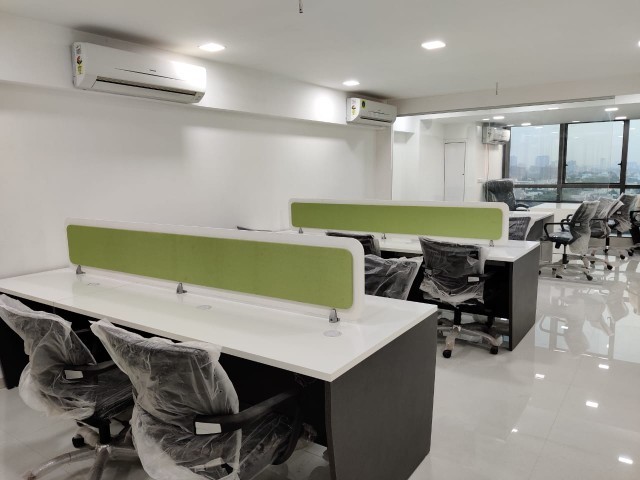 Office 1016 Sq. Ft. Commercial Office for Rent in Thaltej Ahmedabad - Media 8