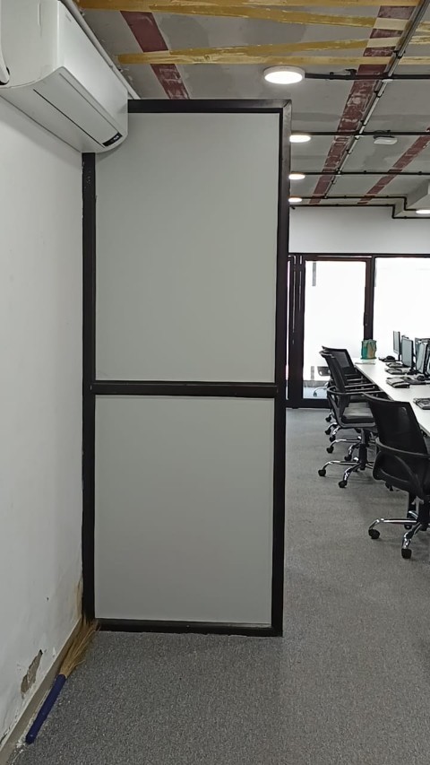 Office 1220 Sq. Ft. Commercial Office for Rent in Vastrapur Ahmedabad - Media 8