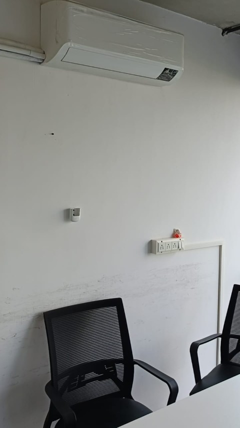 Office 1220 Sq. Ft. Commercial Office for Rent in Vastrapur Ahmedabad - Media 12