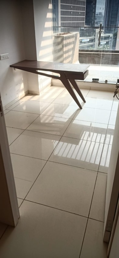 Office 1200 Sq. Ft. Commercial Office for Rent in Bodakdev Ahmedabad - Media 5