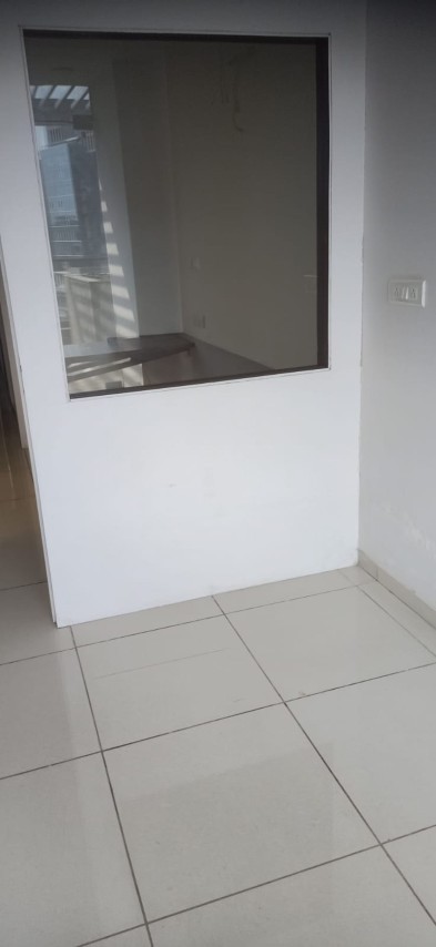 Office 1200 Sq. Ft. Commercial Office for Rent in Bodakdev Ahmedabad - Media 13