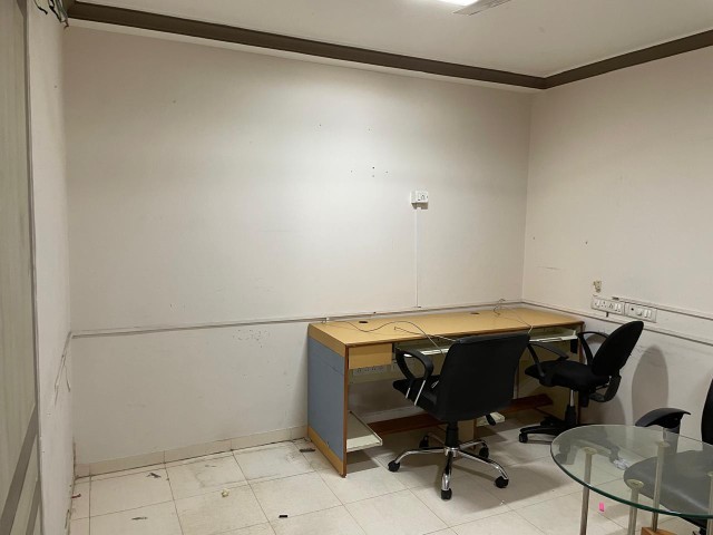 Office 960 Sq. Ft. Commercial Office for Rent in Bodakdev Ahmedabad - Media 3