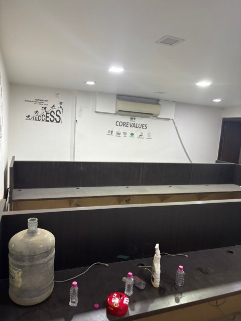 Office 794 Sq. Ft. Commercial Office for Rent in Bodakdev Ahmedabad - Media 10