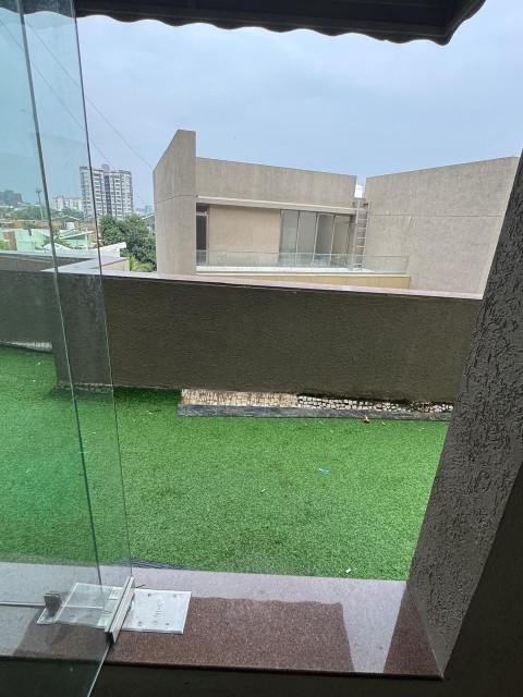 Office 1720 Sq. Ft. Commercial Office for Rent in Bodakdev Ahmedabad