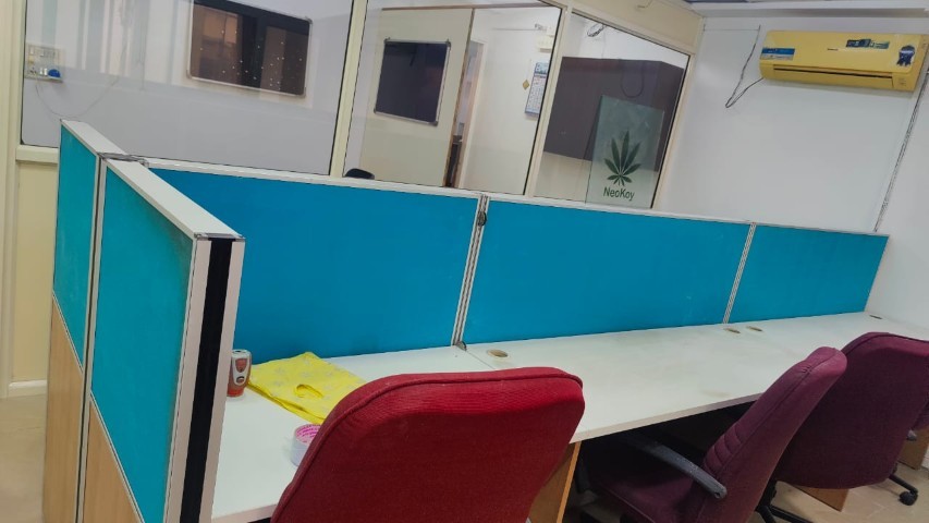 Office 928 Sq. Ft. Commercial Office for Rent in Sg Highway Ahmedabad - Media 2