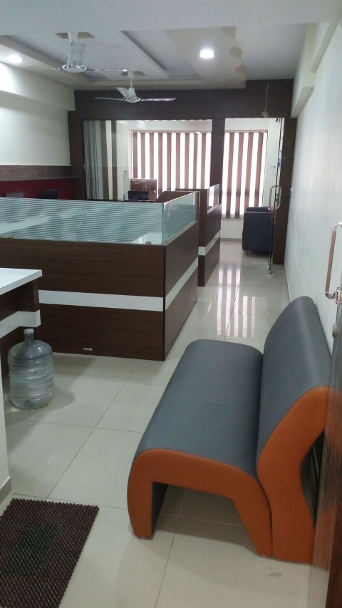 Office 600 Sq. Ft. Commercial Office for Rent in Bodakdev Ahmedabad