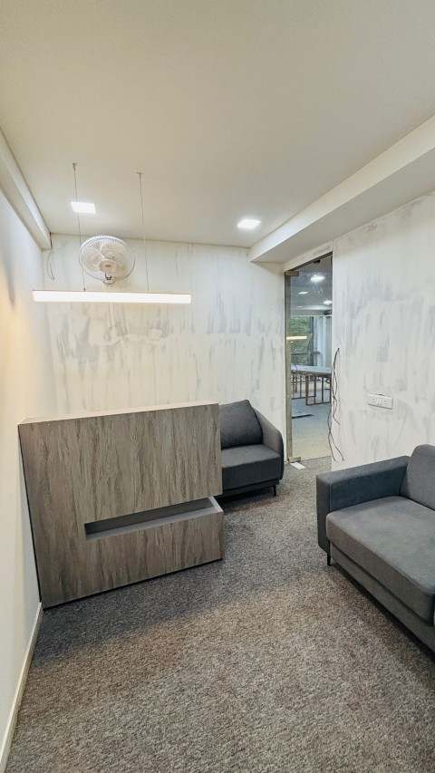 Office 1384 Sq. Ft. Commercial Office for Rent in Makarba Ahmedabad - Media 7
