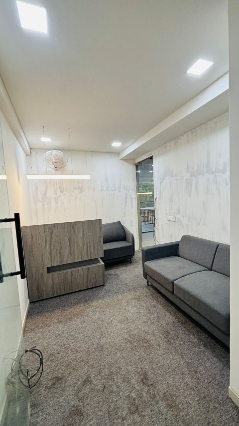 Office 1384 Sq. Ft. Commercial Office for Rent in Makarba Ahmedabad - Media 8