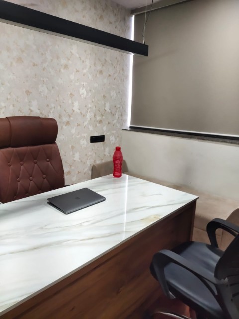 Office 1255 Sq. Ft. Commercial Office for Rent in Sg Highway Ahmedabad - Media 7